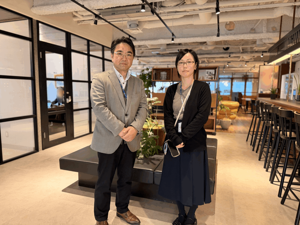 300名の社内イベントで受付の待ち時間ゼロを実現。アナログ運用から卒業し、笑顔溢れる受付に